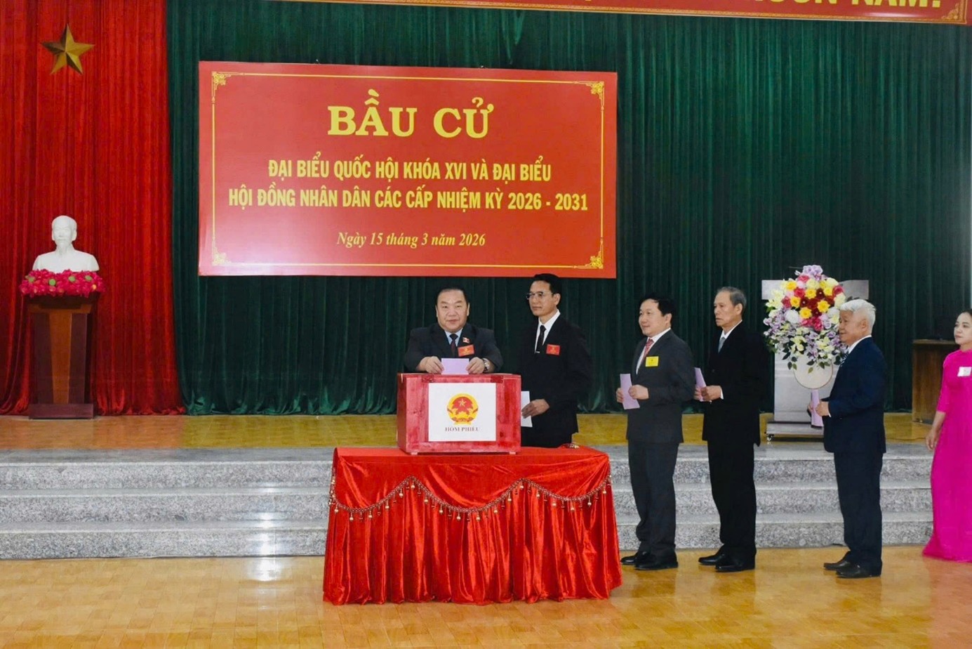 anh tin bai